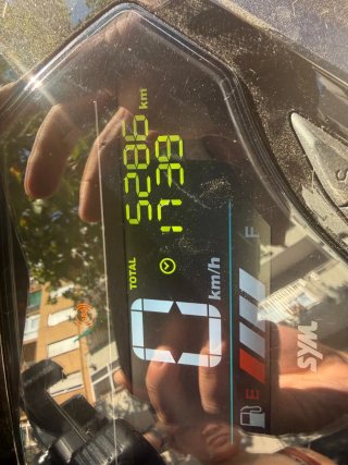 Moto Scooter SYM Gris