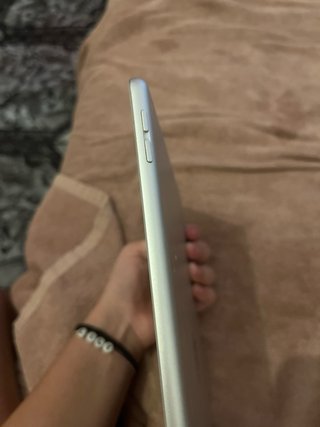 iPad 7ª Gen con arreglo de pantalla incluido