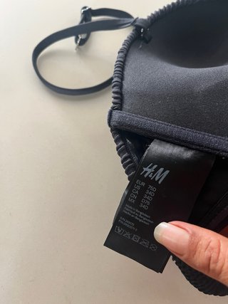 Top bikini H&M 75D negro