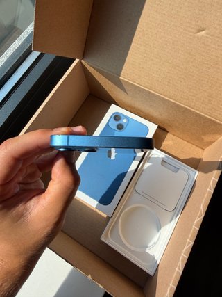 iPhone 13 128GB Azul