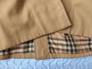 Gabardina Burberrys Vintage cruzada T52 Beige