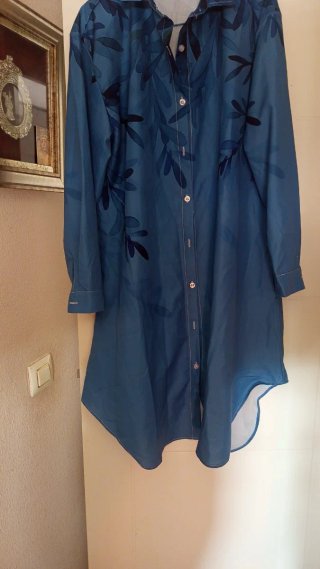 Vestido camisero azul estampado