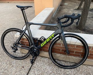 Bicicleta Giant Propel Aero Carretera