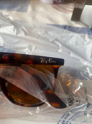 Gafas de sol maron