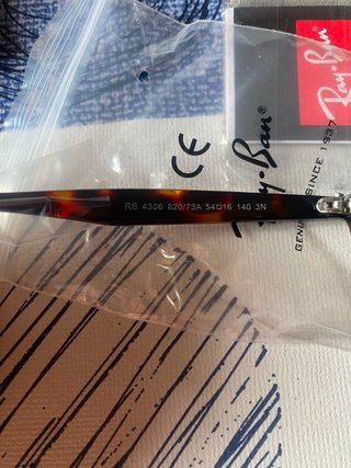 Gafas de sol maron