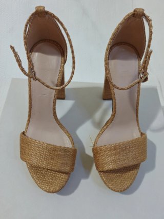 Sandalias Fígara Rafia Tacón Beige y Dorado