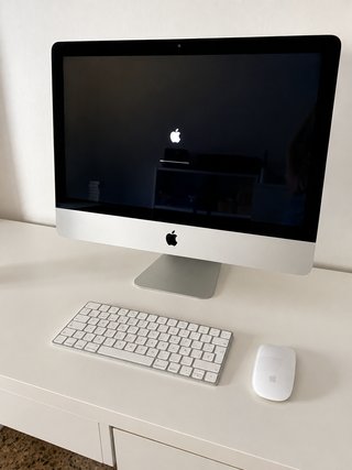 iMac 21,5 2017 i5 32GB RAM 1TB HDD en su Caja
