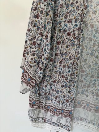 Kimono floral Stradivarius