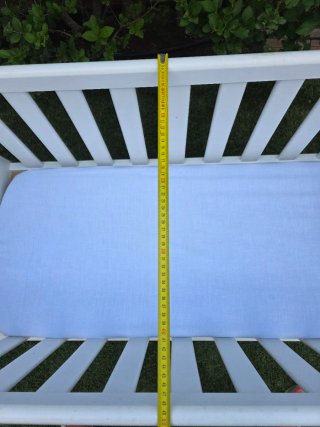 Minicuna de madera blanca