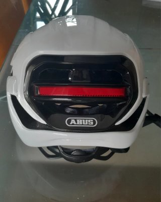 Casco Abus Taipan LED