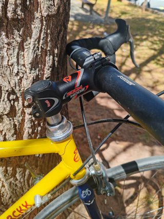 Bicicleta Eddy Merckx Amarilla y azul