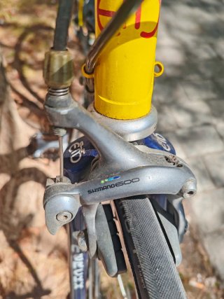 Bicicleta Eddy Merckx Amarilla y azul