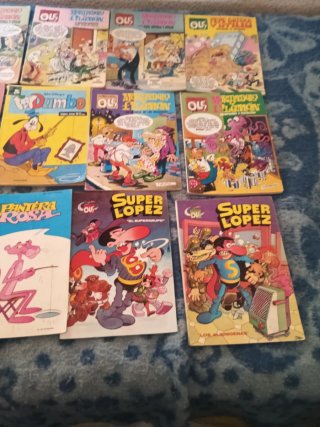 Lote de comics antiguos de coleccionista.