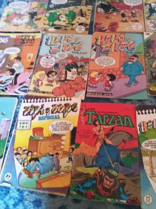 Lote de comics antiguos de coleccionista.