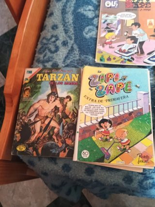 Lote de comics antiguos de coleccionista.