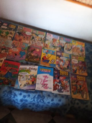 Lote de comics antiguos de coleccionista.