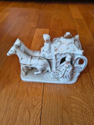 Carrozza porcellana tedesca con dama