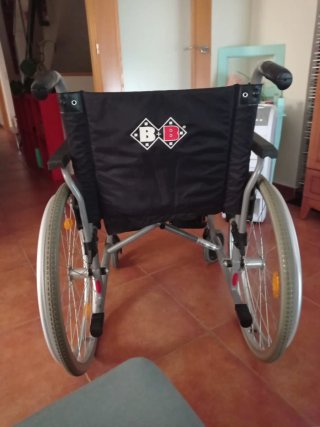 Silla de rueda plegable