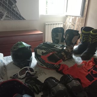 Equipación Moto Cross . No se vende por separado