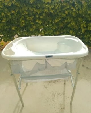 2 Bañeras para bebé con soporte