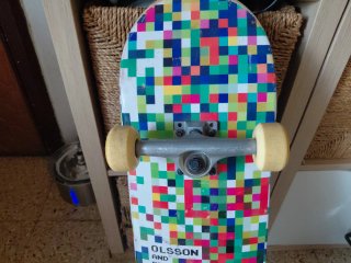 Skate Olsson & Brothers Pixel