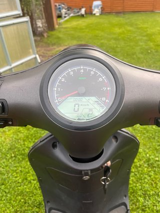 Ciclomotor Eléctrico 49cc