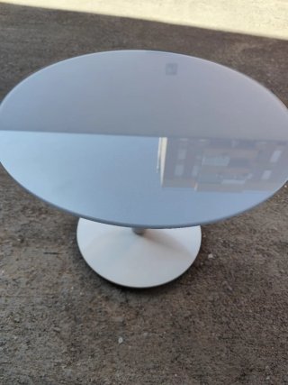 Mesa redonda cristal y metal