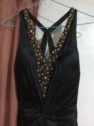 Vestido de fiesta alta costura negro y dorado