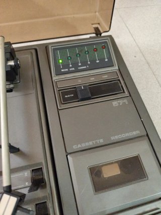 Tocadiscos Philips AF 571 con Cassette