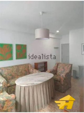 Alquiler de una habitacion en calle Fray Martin