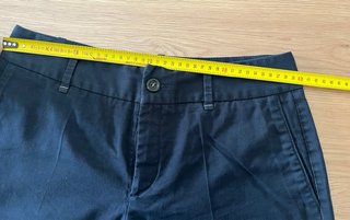 Pantalón corto azul marino elástico Zara
