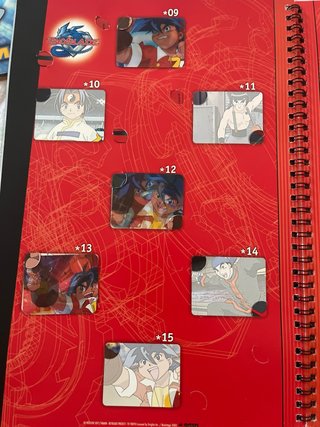 Beyblade Book con 54 carte
