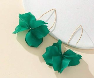 Pendientes flor pétalos dorados y verdes