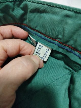 Pantalón verde de hombre talla 46.