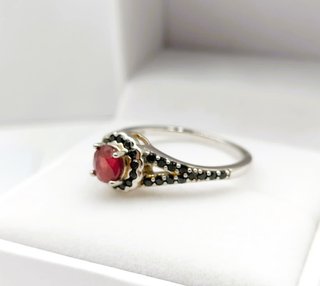 Anillo Plata Rubí y Espinela Negra Natural