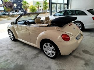 Volkswagen Beetle 2004