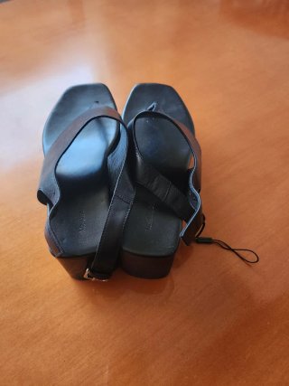 Sandalias negras de plataforma