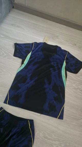 Completo Jordan x Brasile maglia e pantaloncini