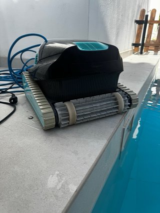 Robot Limpiafondos Dolphin FON 30