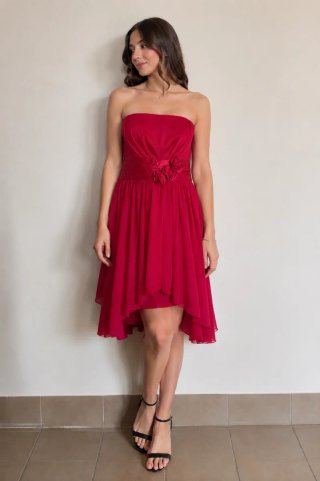 Vestido fucsia y chaqueta negra