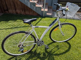 Bicicleta paseo mujer con cesta
