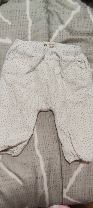 Pantalón zara mini bebé