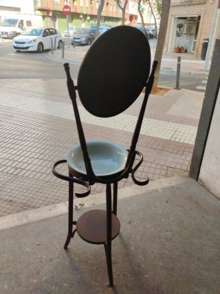 Lavadero de cara de madera y cristal