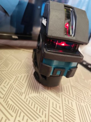Nivel Láser Makita SK104