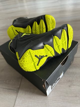 Zapatillas Jordan Max Aura 5 Niño Talla 23