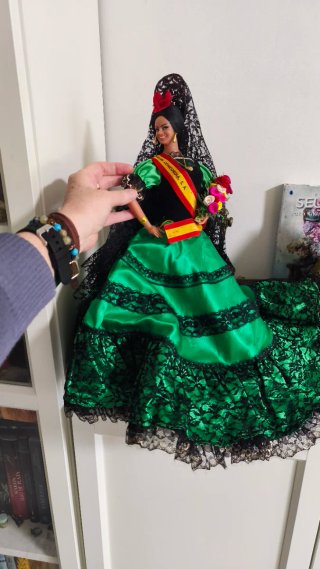 Muñeca Marin, sin usar. Años 70. Traje Regional
