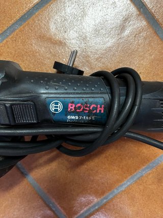 Radial/Amoladora angular con disco