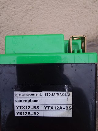 Bateria de litio para moto.