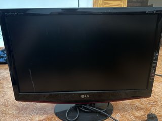 Monitor LG Flatron M237WD Negro/Rojo