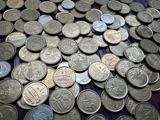 Lote de unas 400 Monedas Pesetas Españolas